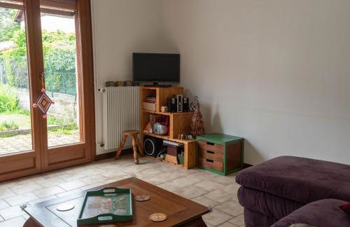 House with garden and parking 1 min from Grenoble - Foto 24