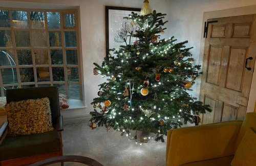 Richmond Hill Cottages, Exclusive 6 bedroom Farm House, Markington with heated pool - Photo 69