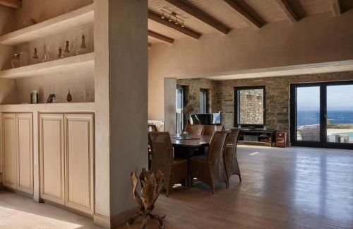 5 bedroom villa with pool, sunset views, direct access to the sea - Foto 37