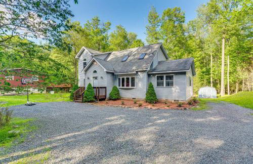 Private Hot Tub and Lake Access Poconos Escape! - Foto 36