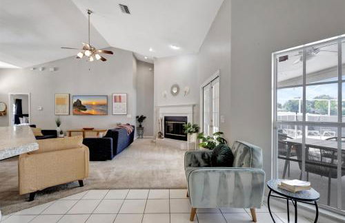 Pool Waterfront Lake 12 PPL Gorgeous - Foto 9