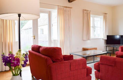 Len Cottage - Photo 3