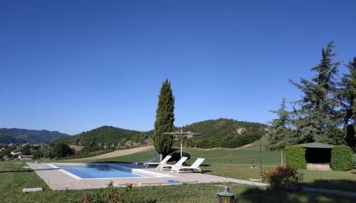 Villa Paola Holidays - Photo 2, Garden, Garden view