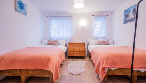 Near Heathrow T5 Slough Windsor sleeps 3-4 - Foto 5