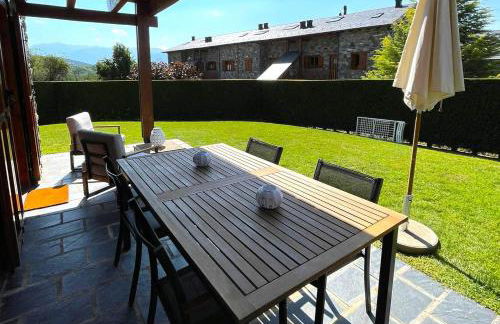 Bonita planta baja con vistas panorámicas y piscina - Foto 10