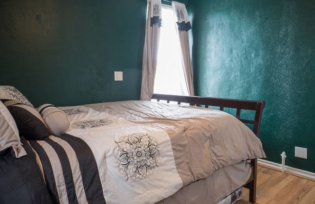 Cannabis Castle Historic Home in Baker District - Foto 5