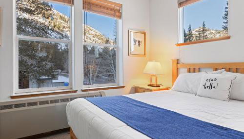 Palisades Tahoe Lodge Rentals Premium Fireplace One Bedroom #807 - Foto 1