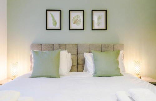 Lightfoot House - Photo 1