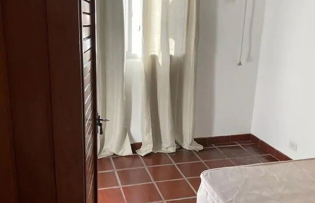 Apto na Enseada a 50 metros da praia - Foto 4