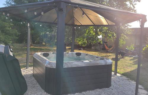 La Métairie Du Clos Saint Louis, 4 chambres pour 8 personnes - Photo 8