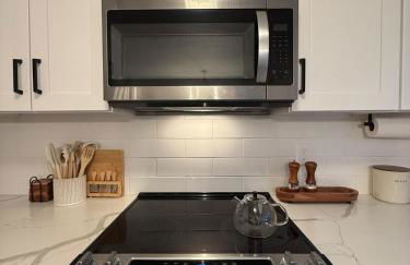 Peaceful Modern Home, Cozy Nights - Foto 18