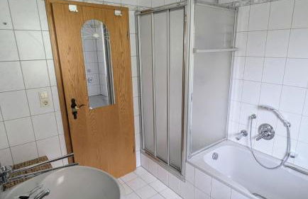 Moderne und Gemütliche Stadtnahe Wohnung - Foto 9