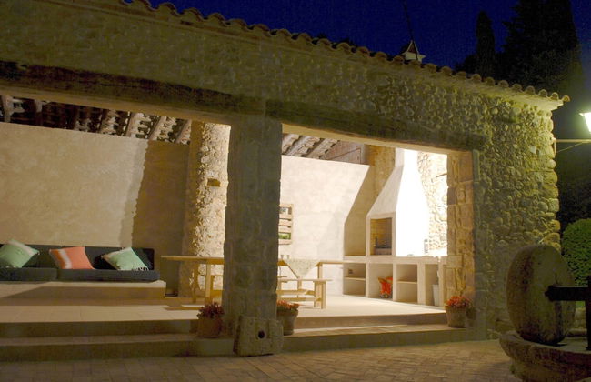 Traditional Estate From the XIV Century, With Swimming Pool - Photo 33