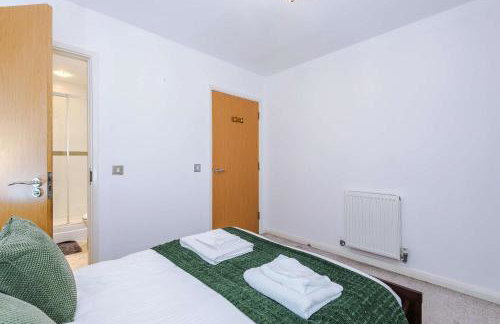 Sleek 2BR Altrincham Home Parking Near Station - Foto 26