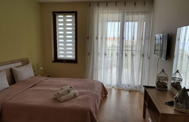 July Morning Seaside Resort - Photo 8