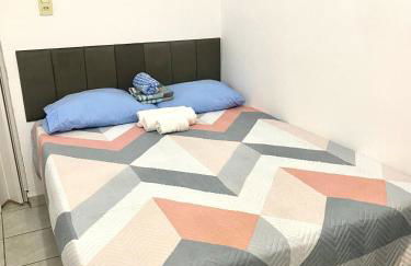 APT-10 Completo Com Ar-Condicionado Garagem Predio Central Perto de tudo - Foto 44