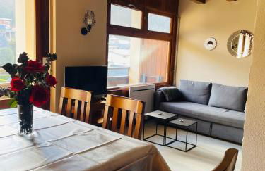 Les Cimes 55 m2 - PISCINE INTÉRIEURE Vue Montagne Centre Village - PARKING - avec LINGE et MÉNAGE de fin de Séjour Compris - Foto 4