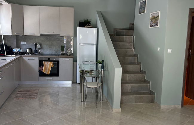 Paris use at Ratzakli - Photo 4