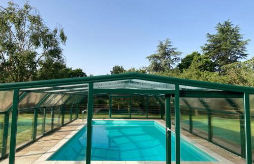 Large House On Farm With Own Heated Pool, As Seen On BBC TV - Photo 2