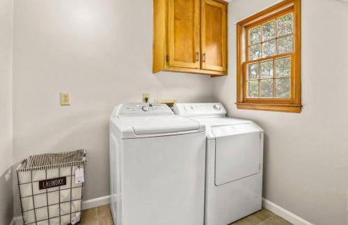 Lovely 5Bed, 3-FullBath ! 5min to free way I-85 - Foto 8