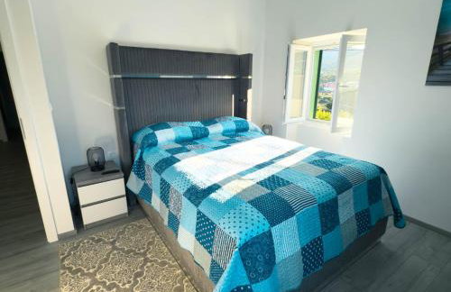 Private House 3 Bed, 3 Bath In Luka Dugi Otok - Photo 12