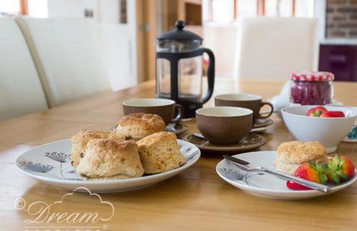 Baytree Lodge - Photo 12