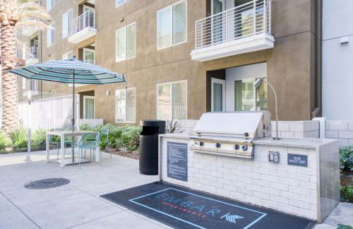 Blueground East Industrial pool nr Central Park SFO-2045 - Foto 35