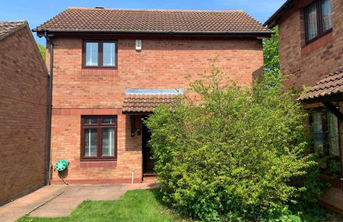 Spacious & Bright 3 Bedroom House in Peterborough - Foto 42
