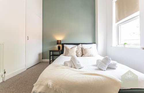 Cosy 3 Bedroom house in Wigan - Photo 19