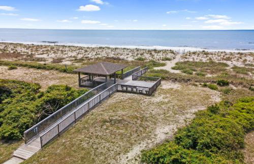 Southern Shores Oak Island Oceanfront with Pool Villa - Foto 44