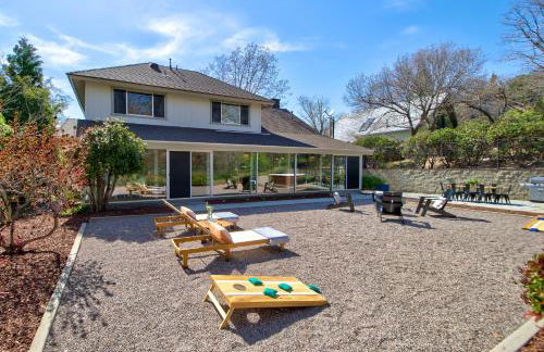 The Lilypad - 2 Master Bedrooms & Game Room - Foto 101