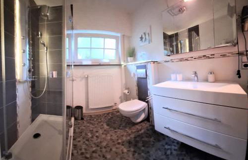 Seeblick-Ferienwohnung im "Ferienhaus Agger-Blick" mit traumhafter Sonnen-Terrasse, Sauna, E-Kamin & Kajak - Foto 20