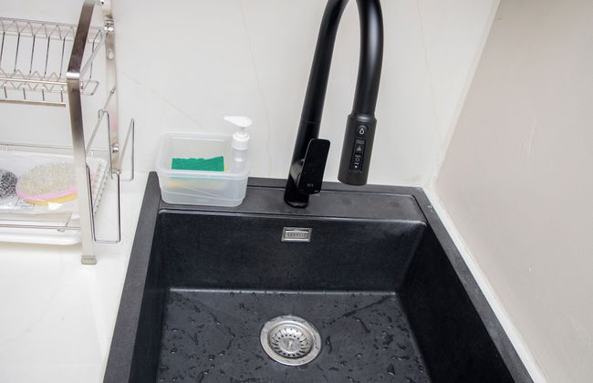 unreal homes - Photo 57