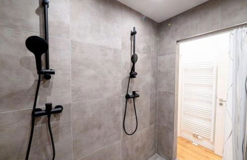 Monteurwohnung-in-Villa-8-Betten-WLAN-TV-Einbaukueche-Ahrensburg-Zentrum-Naehe-Hamburg-AGRP1201 - Foto 25