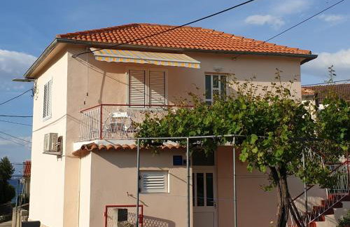 Apartments by the sea Lukoran (Ugljan) - 17391 - Foto 1