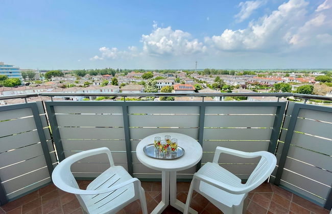 Comfy Flat With Balcony-beahost - Foto 1