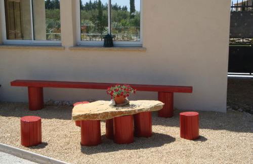 Le Faré Tchanqué Gîte en Provence parking wifi gratuit - Photo 36