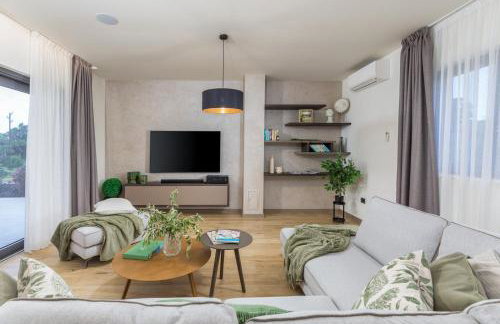 Villa Lastine by Villsy - Photo 33