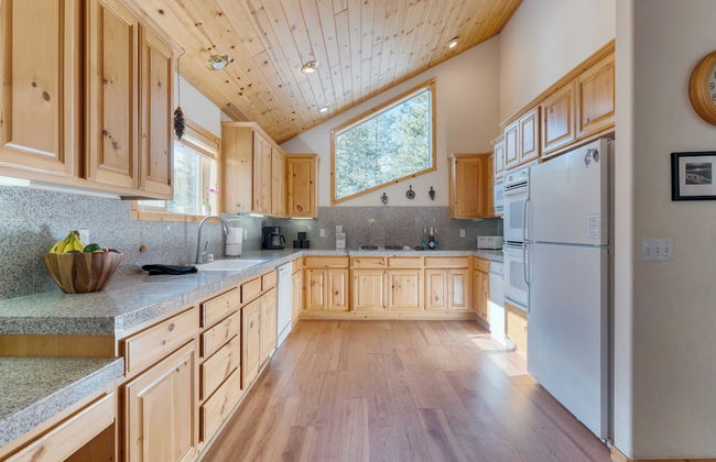 Hansel by Avantstay Pool Table, 5mins to Skiing - Foto 36