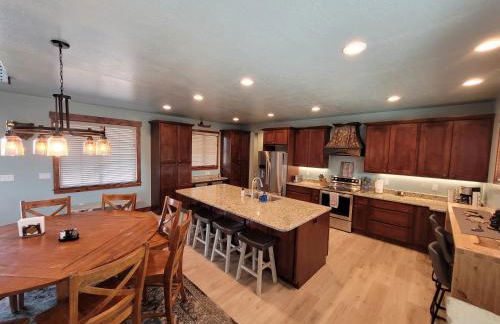 East Zion Mesa Retreat- Luxury, Hot Tub, Resort Amenities - Foto 11