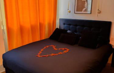 Jacuzzi privé, Sauna & Design Chic - Foto 4