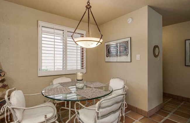 Charming 1-bdrm Condo Steps to Old Town Scottsdale - Foto 14