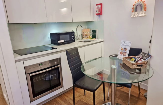 Liverpool Street Apartments - Photo 3