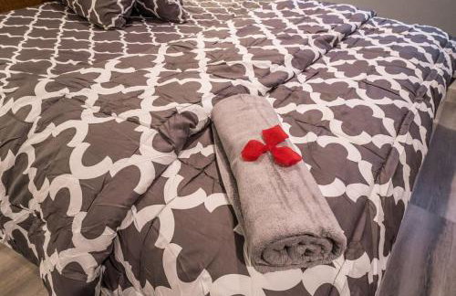 Luxury Living Just Steps from the Strip - Foto 34