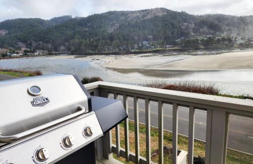 Oceanfront Views! Hot Tub! Starlit Shores - Foto 16