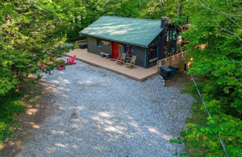 The Big Little Cabin - Hot Tub & Playground - Foto 7