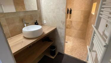 L’Evasion la Love Room de Fayence - Foto 5, Shower