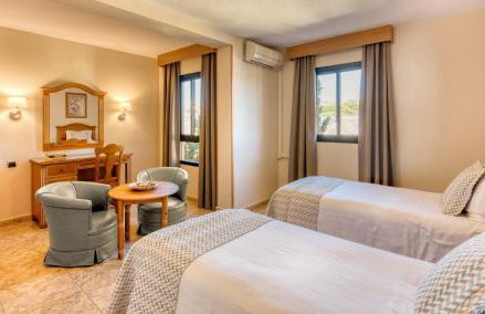 Macdonald Doña Lola Resort - Photo 22