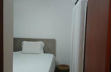 Linda casa com piscina, quiosque e churrasqueira a 150 metros da praia - Foto 16