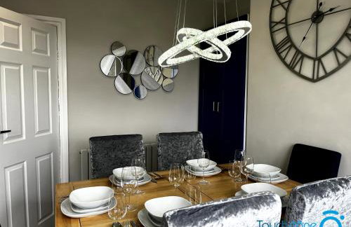 Stylish Cosy Home - M42, Airport, NEC & Train St - Photo 1